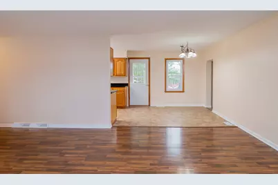 138  Oak Ln, Twin Lakes, WI 53181 - Photo 5