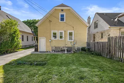 3018 N 74th St, Milwaukee, WI 53210 - Photo 37