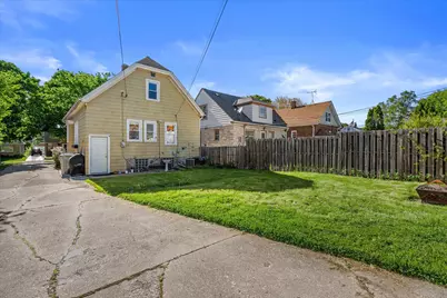3018 N 74th St, Milwaukee, WI 53210 - Photo 41