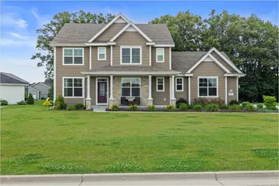 N61W21572  Legacy Trl, Menomonee Falls, WI 53051 - Photo 1