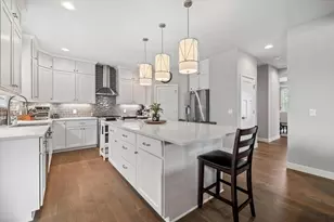 N61W21572 Legacy Trail, Menomonee Falls, WI 53051 - Photo 11