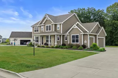 N61W21572  Legacy Trl, Menomonee Falls, WI 53051 - Photo 31