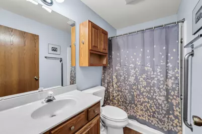 6615  Chesapeake Rd, Racine, WI 53406 - Photo 15