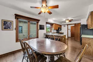 6615 Chesapeake Rd, Racine, WI 53406 - Photo 7