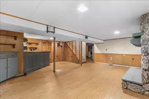 3223 W Cold Spring Rd, Greenfield, WI 53221 - Photo 23