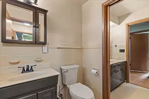 3223 W Cold Spring Rd, Greenfield, WI 53221 - Photo 13