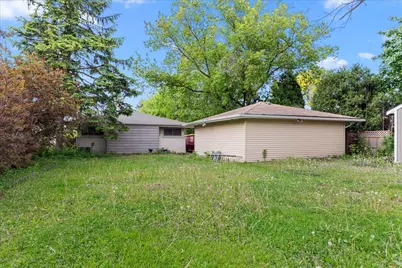 3223 W Cold Spring Rd, Greenfield, WI 53221 - Photo 27