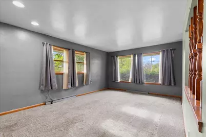 3223 W Cold Spring Rd, Greenfield, WI 53221 - Photo 7