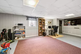 512 Wiswell Dr, Williams Bay, WI 53191 - Photo 17
