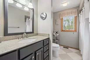 512 Wiswell Dr, Williams Bay, WI 53191 - Photo 13