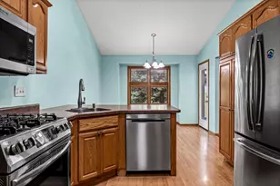 1332 Harvest Cir, Holmen, WI 54636 - Photo 7