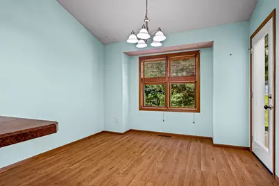 1332  Harvest Cir, Holmen, WI 54636 - Photo 5