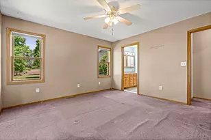 1332 Harvest Cir, Holmen, WI 54636 - Photo 9