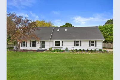 12205 N Vega Ave, Mequon, WI 53097 - Photo 35