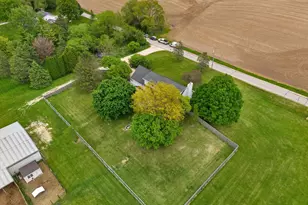 12205 N Vega Ave, Mequon, WI 53097 - Photo 11
