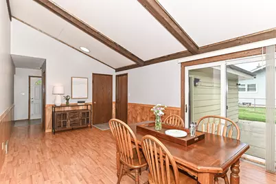 8049 S Waring Dr, Oak Creek, WI 53154 - Photo 15