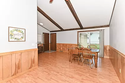 8049 S Waring Dr, Oak Creek, WI 53154 - Photo 13