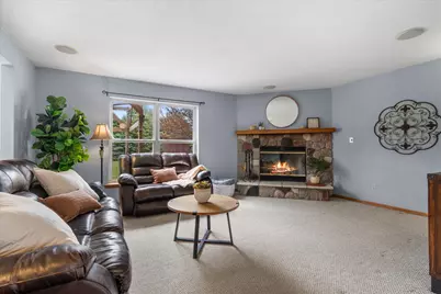 7720  Orchard Valley Rd, Farmington, WI 53090 - Photo 5