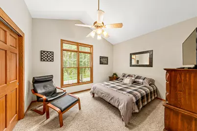 N63W23905  Terrace Dr #6, Sussex, WI 53089 - Photo 23