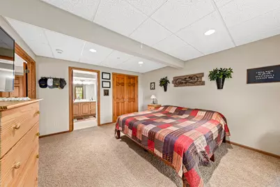 N63W23905  Terrace Dr #6, Sussex, WI 53089 - Photo 33