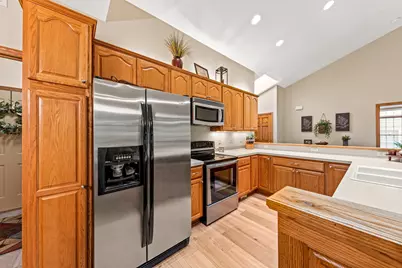 N63W23905  Terrace Dr #6, Sussex, WI 53089 - Photo 13