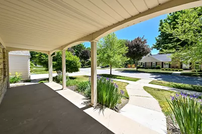8526 W Clarke St, Wauwatosa, WI 53226 - Photo 39