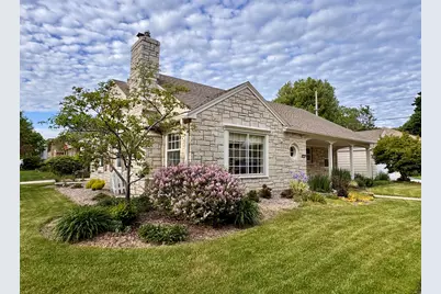 8526 W Clarke St, Wauwatosa, WI 53226 - Photo 1