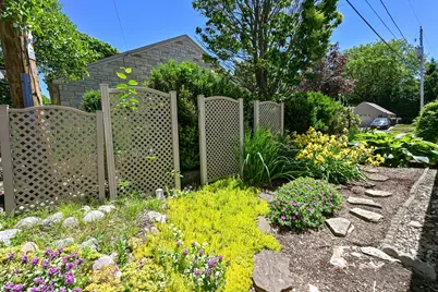 8526 W Clarke St, Wauwatosa, WI 53226 - Photo 49