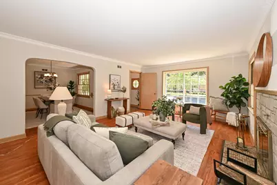 8526 W Clarke St, Wauwatosa, WI 53226 - Photo 5