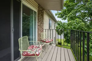 W170N11523 Armada Dr, Germantown, WI 53022 - Photo 13