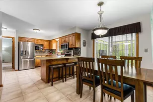 1004 Winnebago Cir, Richfield, WI 53033 - Photo 5