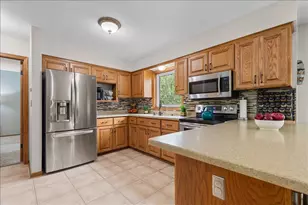 1004 Winnebago Cir, Richfield, WI 53033 - Photo 11