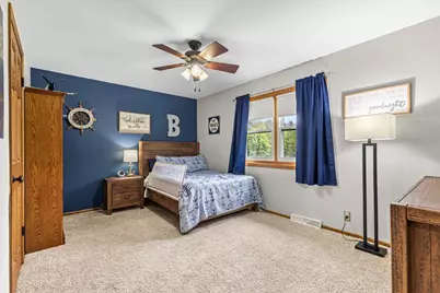 1004  Winnebago Cir, Richfield, WI 53033 - Photo 21