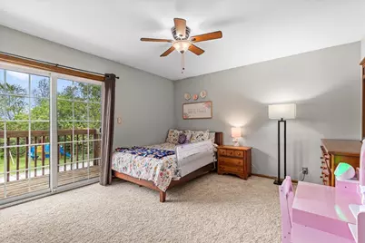 1004  Winnebago Cir, Richfield, WI 53033 - Photo 25