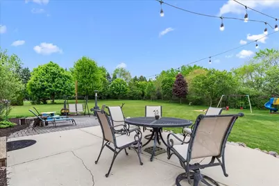 1004  Winnebago Cir, Richfield, WI 53033 - Photo 33