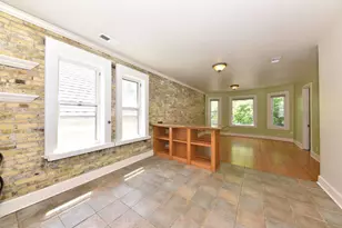 2772 N Bremen St, Milwaukee, WI 53212 - Photo 5