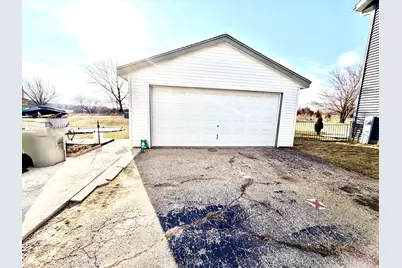 8885 N 70th St, Milwaukee, WI 53223 - Photo 13