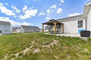1337 Tower Hill Pass, Whitewater, WI 53190 - Photo 27