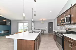 1337 Tower Hill Pass, Whitewater, WI 53190 - Photo 21