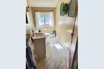 1709  Waldo Blvd, Manitowoc, WI 54220 - Photo 11