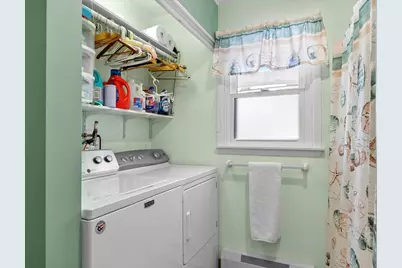 2014  Lexington Dr, Manitowoc, WI 54220 - Photo 25