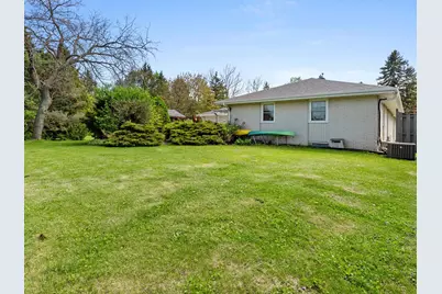 2014  Lexington Dr, Manitowoc, WI 54220 - Photo 11