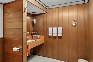2014 Lexington Dr, Manitowoc, WI 54220 - Photo 37