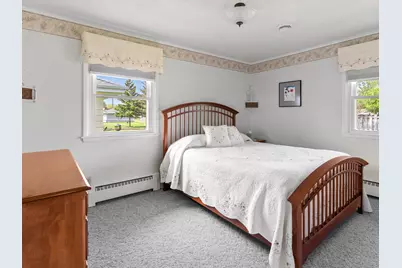 2014  Lexington Dr, Manitowoc, WI 54220 - Photo 21