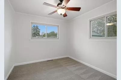 3220 S 72nd St, Milwaukee, WI 53219 - Photo 13