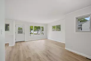 3220 S 72nd St, Milwaukee, WI 53219 - Photo 5