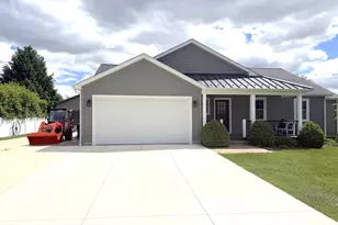 N1682 Washington Ave, Lake Geneva, WI 53147 - Photo 1