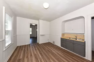 2932 N Holton St, Milwaukee, WI 53212 - Photo 5
