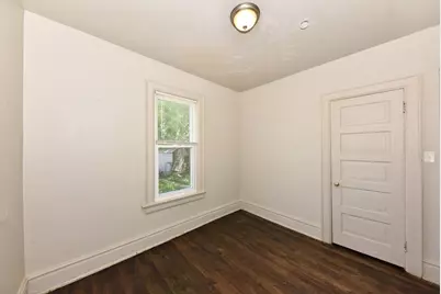 2932 N Holton St #Lower, Milwaukee, WI 53212 - Photo 7