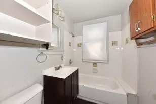 2932 N Holton St, Milwaukee, WI 53212 - Photo 9
